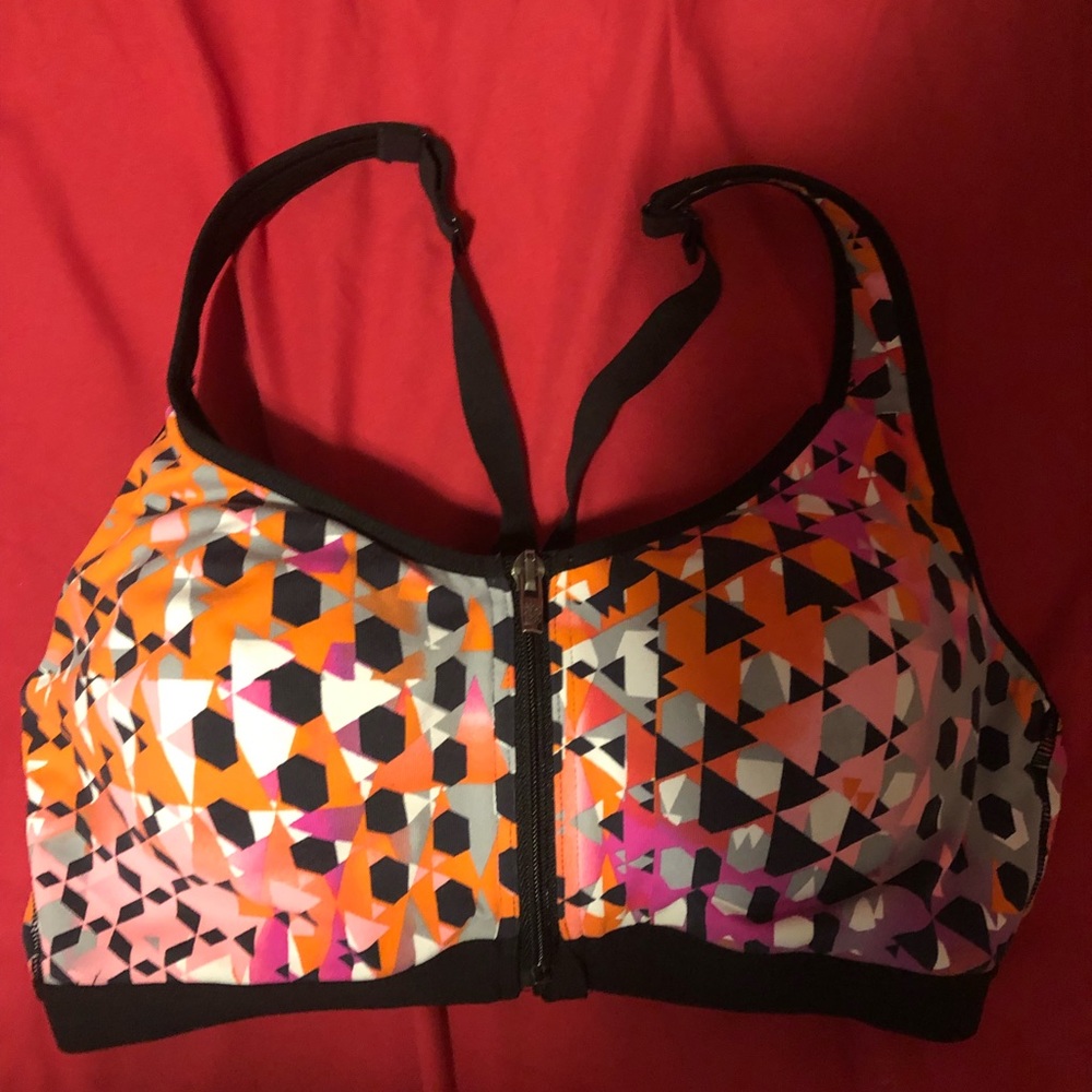 Victoria’s Secret Knockout Sports Bra 36c
